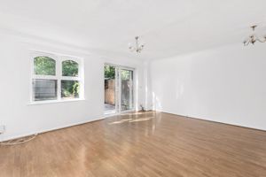 Photo 1- click for photo gallery